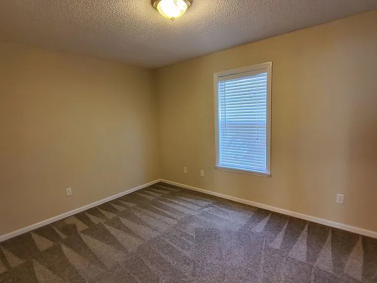 3401 Studstill Rd — Photo 6