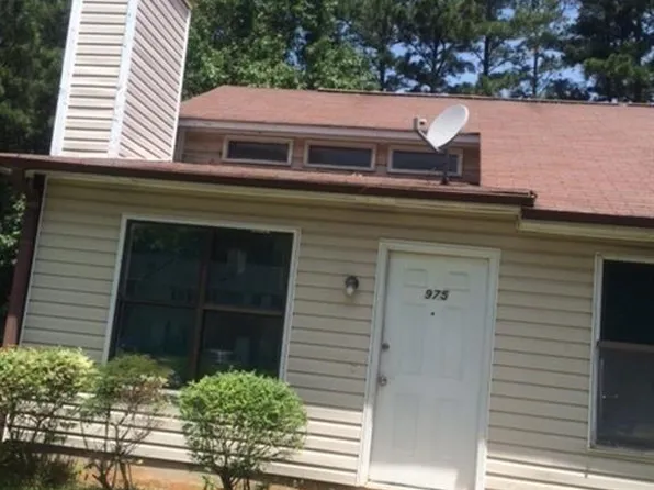 975 Hickory Bend Rd, Atlanta, GA 30349