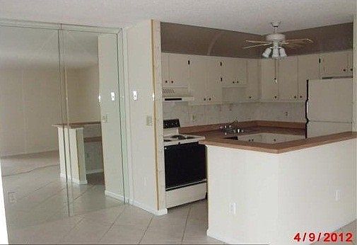 2nd image of 10749 W Clairmont Cir