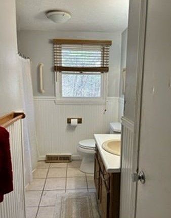 4th image of 54 Courtney Ave #1