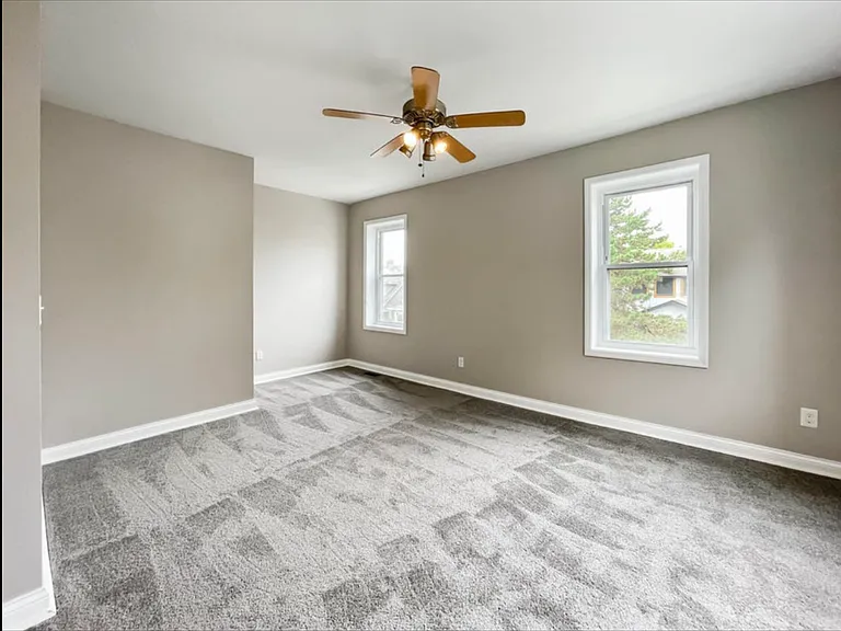 517 Hanford St — Photo 14