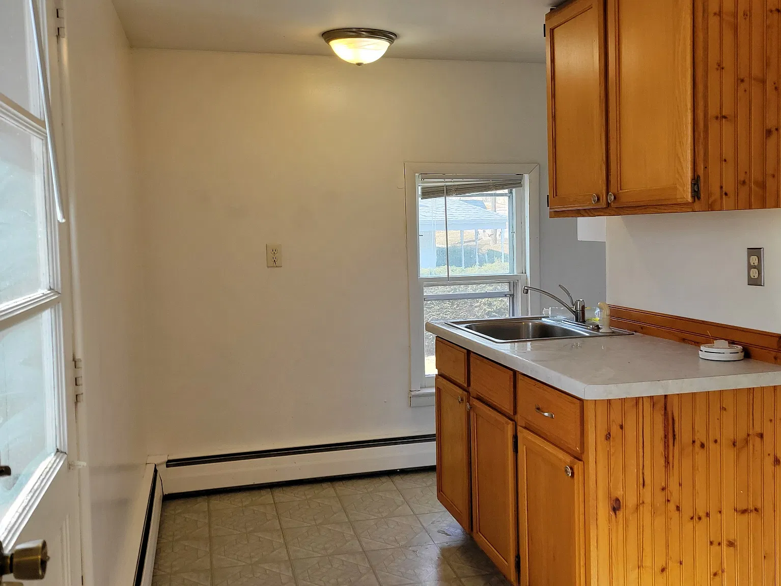 302 S 5th Ave - 3 — Photo 1