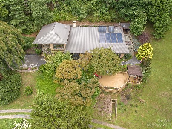 3rd image of 23 Safe Haven Dr