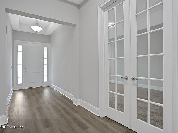 5th image of 420 EAGLE ROCK Drive