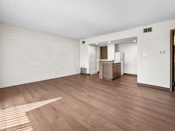 5th image of 135 Dotson Dr #305