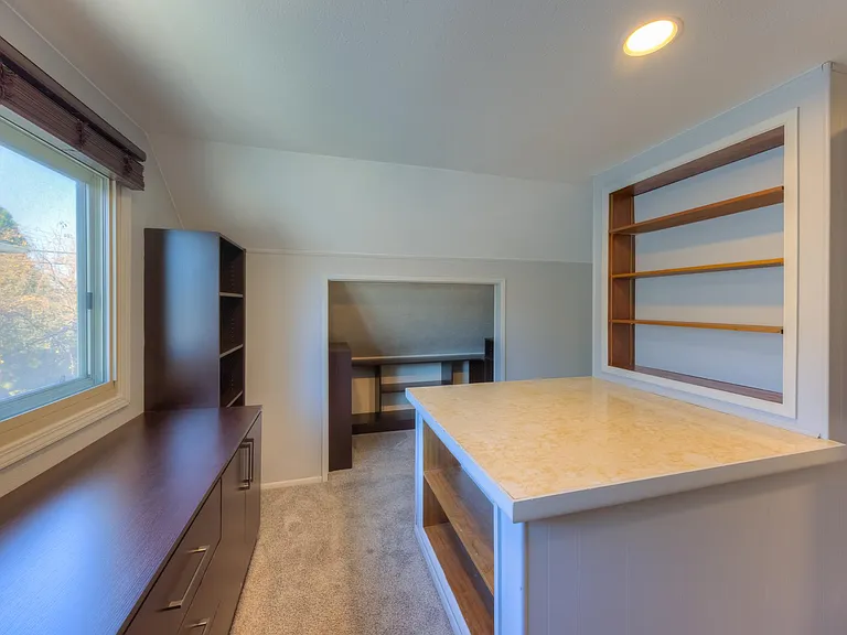 605 Autumn Hills Dr — Photo 34