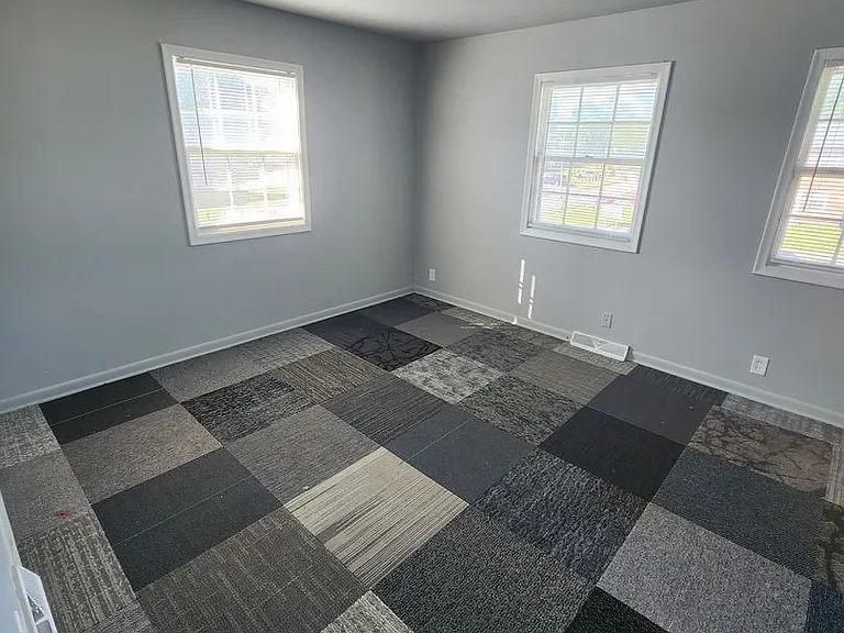 4470 Redman Ave — Photo 11