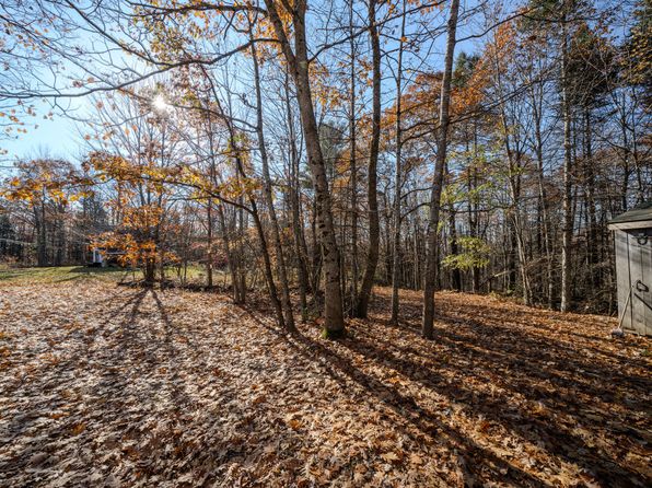 349 Veterans Highway, Brooks, ME 04921