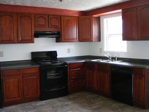 2nd image of 506 Grand Ave