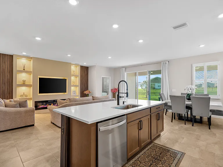 2516 Osprey Peak Way — Photo 20