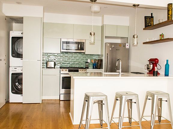 3rd image of 767 Bergen St #2