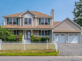 15 Arcadia St, Methuen, MA 01844