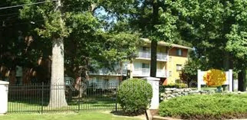 Ashley Terrace Apartments — Photo 2