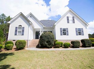 170 Drumar Ct, Southern Pines, NC 28387
