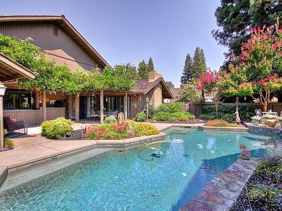 2nd image of 11512 Forty Niner Cir