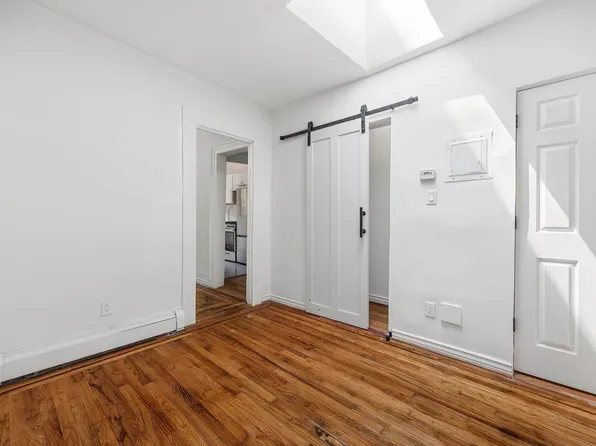 571 Mac Donough Street image 15 of 29