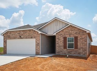 140 Labatt St, Seguin, TX 78155