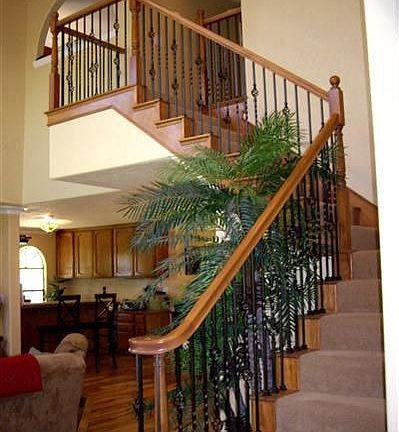 3rd image of 8925 Oak View Dr