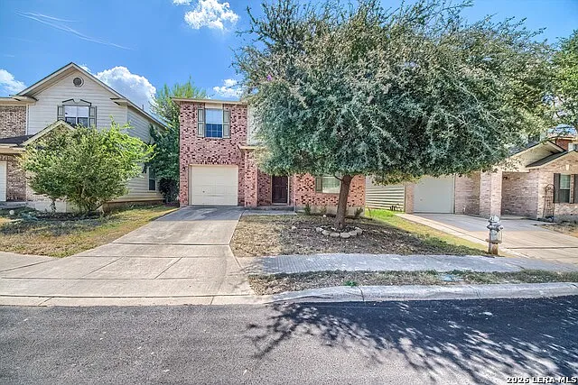 4 bed, 2.5 bath, 2175 sqft, $1,850 — Photo 2
