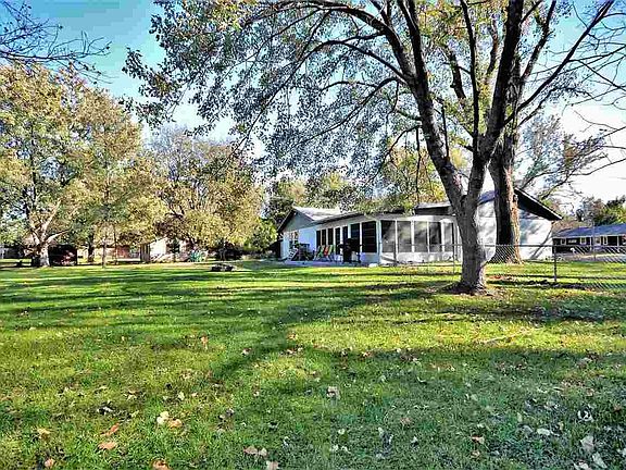 2nd image of 1514 Linwood Dr