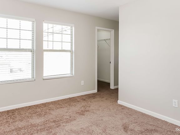 5th image of 175 Brooklawn Dr