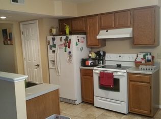 6726 Holly Springs Dr, Gloucester, VA 23061