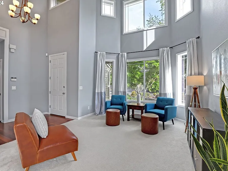 11868 NW Permian Ct — Photo 5
