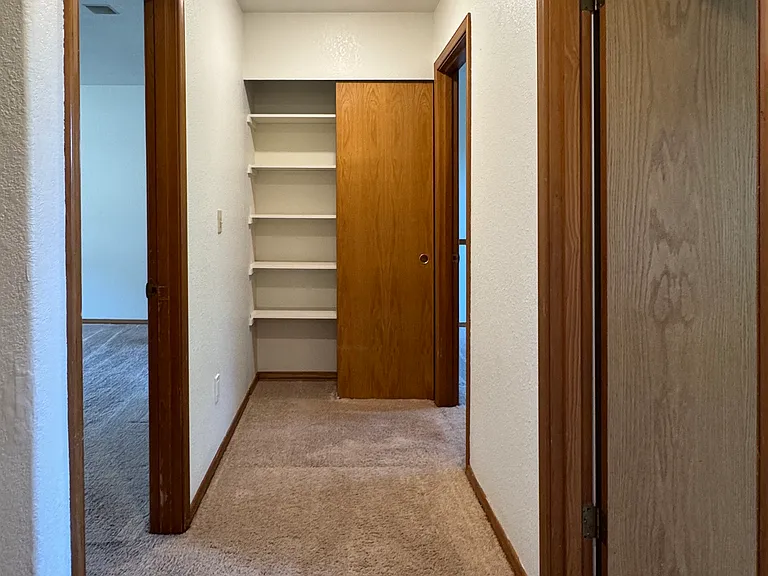 Upstairs Bedroom Hallway & Linen Closet