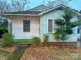 601 Sherman St, Badin, NC 28009