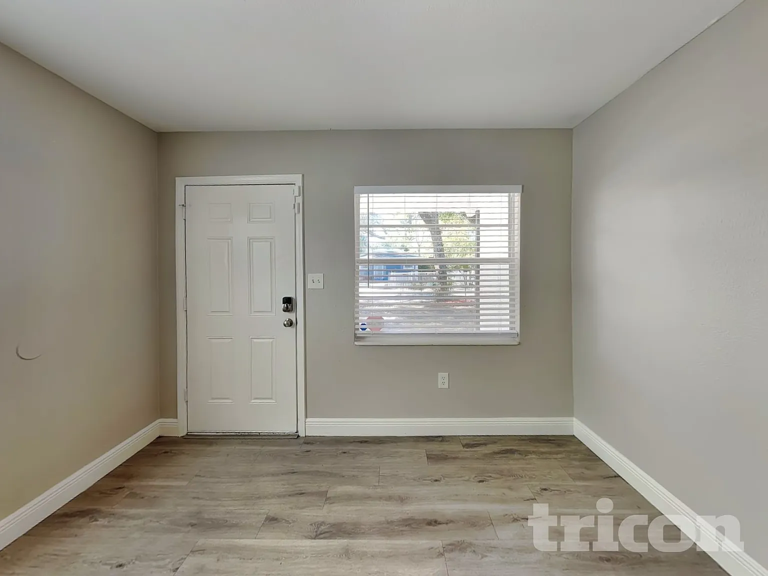 8307 N Elmer Street Tampa FL — Photo 3