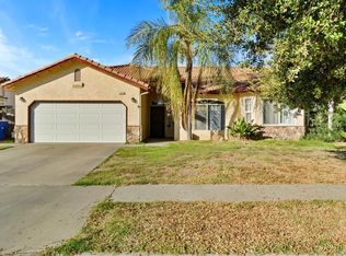 1215 E Cinnamon Dr, Lemoore, CA 93245