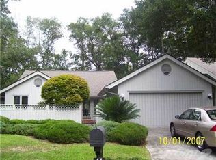 11 Hobcaw Ln, Savannah, GA 31411