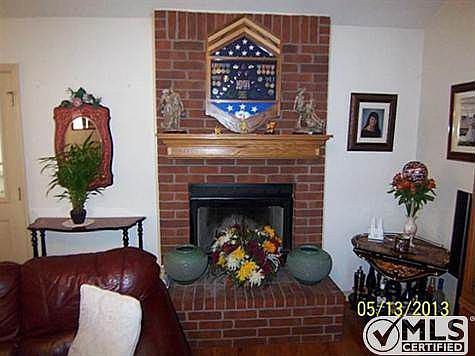 4th image of 4466 Cole Dr