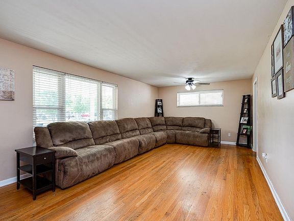 2nd image of 30 Crowthers Dr