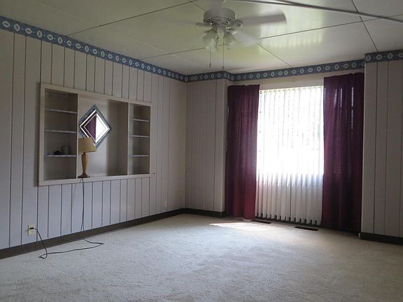 3rd image of 515 Woodlawn St