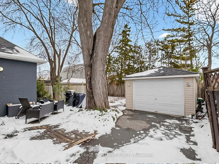 22 Scotswood Rd — Photo 2