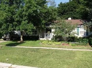612 N Highland Ave, Arlington Heights, IL 60004