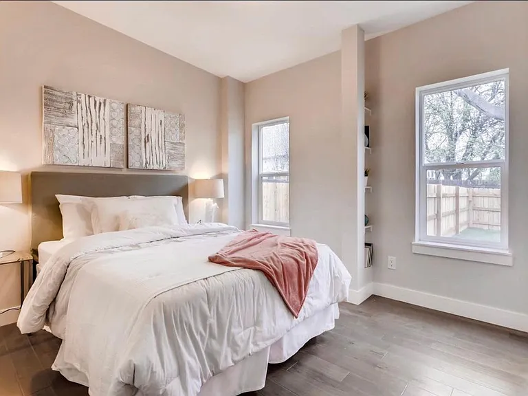 1121 W 36th Ave — Photo 18