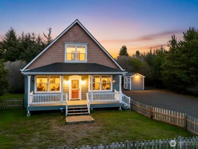 934 Wawona Avenue SE, Ocean Shores, WA, 98569