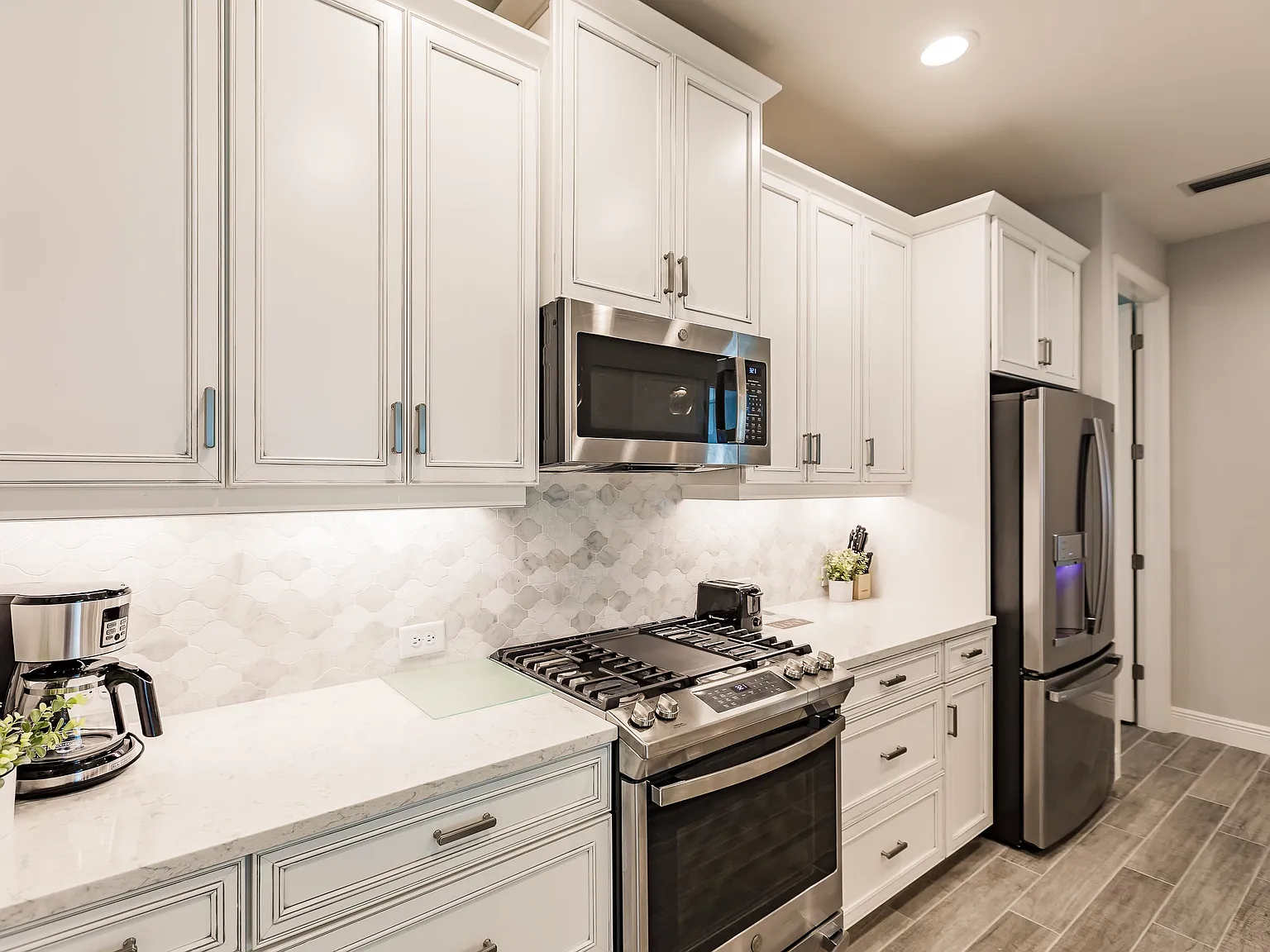 11651 Solano Dr — Photo 3