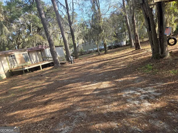 181 Pelican Cir, Woodbine, GA 31569