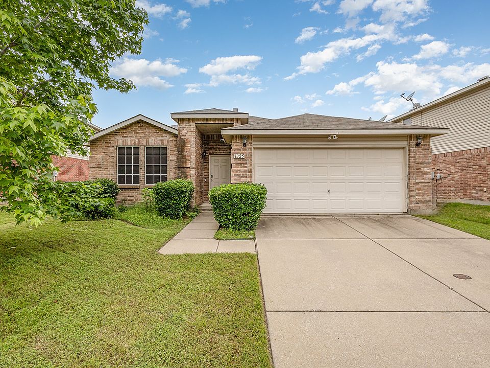 1st image of 1325 Scenic Hills Dr