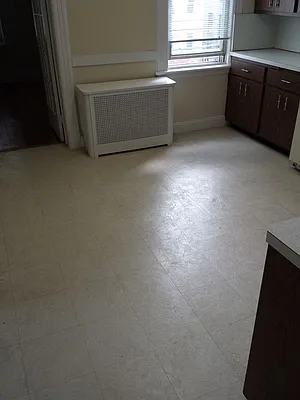 Rented by Metroline Realty | media 3