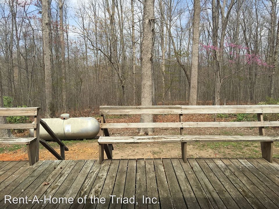 1st image of 4939 Streamside Dr