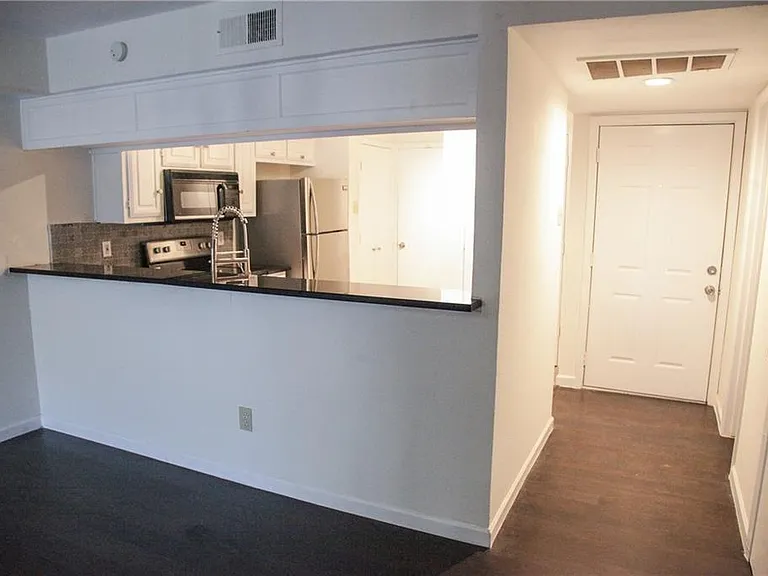 7414 Fair Oaks Ave — Photo 6