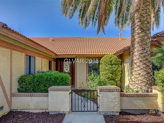 2nd image of 5912 Paseo Del Mar