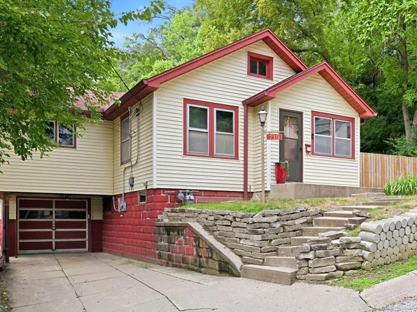 710 Cook Ave, Council Bluffs, IA 51503