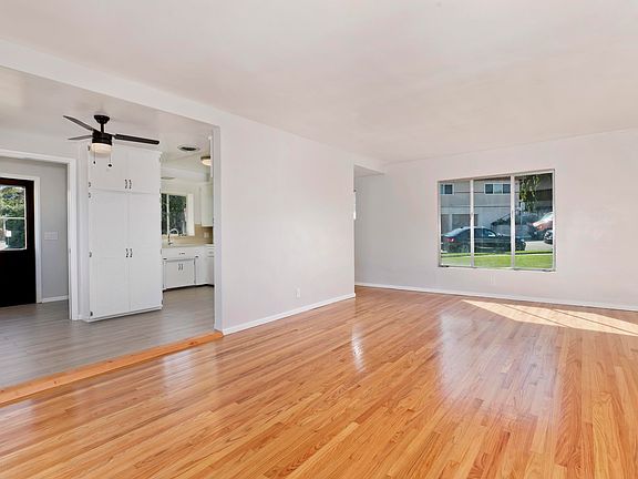 3rd image of 401 W Graves Ave