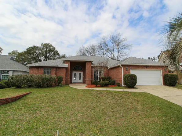 2814 Jack Nicklaus Way, Shalimar, FL 32579