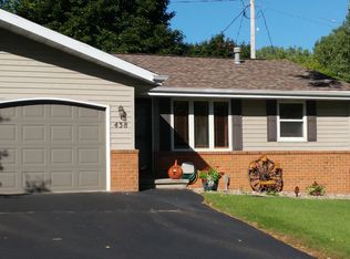 438 Williams St, Combined Locks, WI 54113